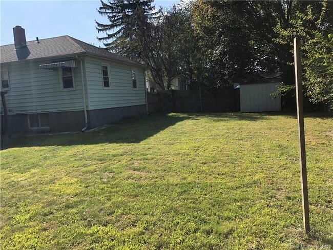 Building Photo - 186 Marigold Ave