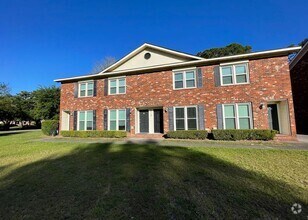 Building Photo - Available now. Water Included! Great 2BR/1...