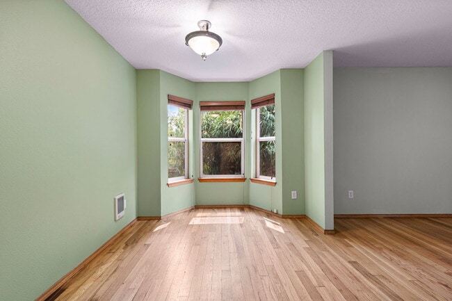Building Photo - 4308 N Albina Ave
