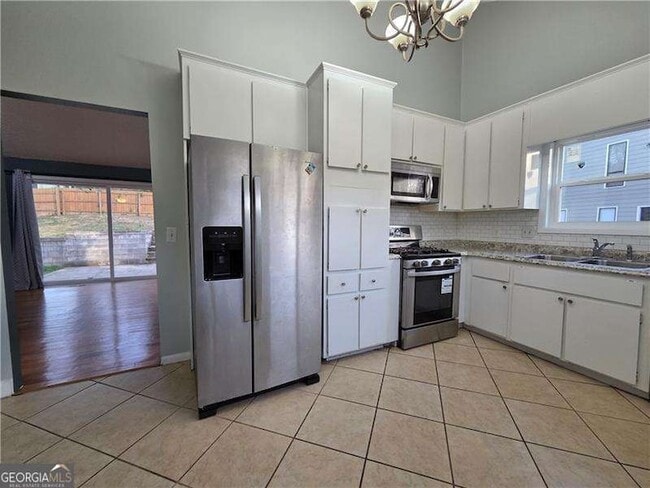 Building Photo - 3288 Timber Bluff Dr NE