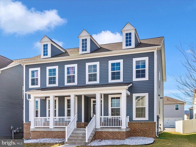 Building Photo - 1807 Fairway Ln