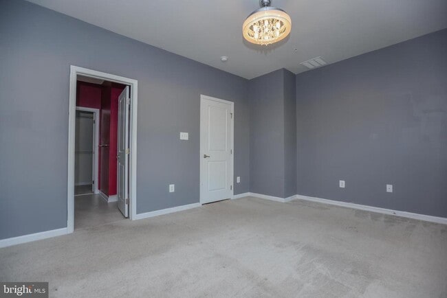 Building Photo - 1437 Strahorn Rd