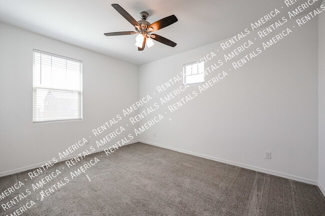 Building Photo - 5509 N 108th Ave