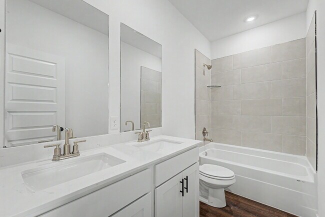 Building Photo - Brand NEW 3-Bedroom Retreat with Granite Finishes & Cozy Fireplace in Farmington!