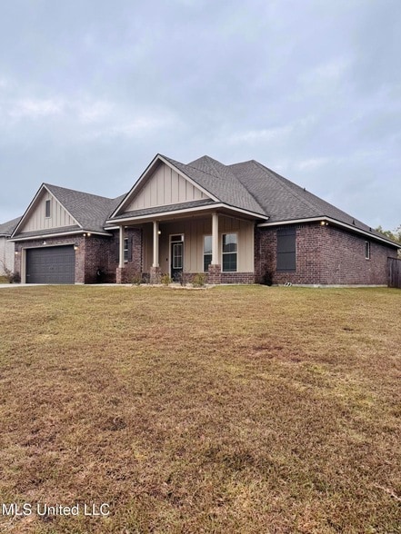 Building Photo - 9265 Natures Trl