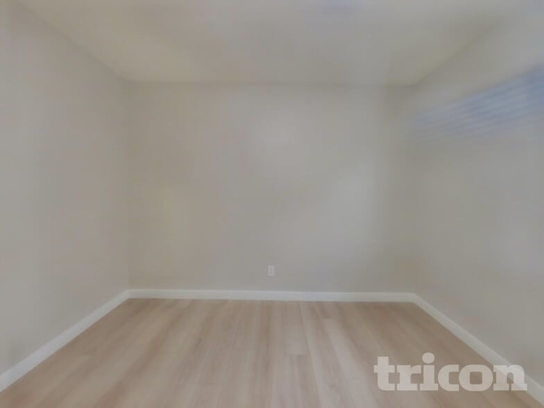 Building Photo - 126 Frost Dr