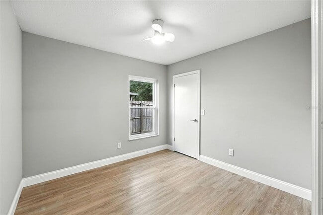 Building Photo - 427 Chicago Woods Cir