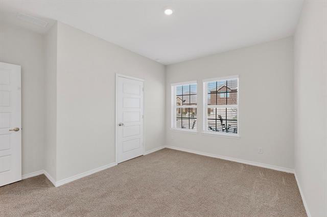 Building Photo - 10132 Tin Star St