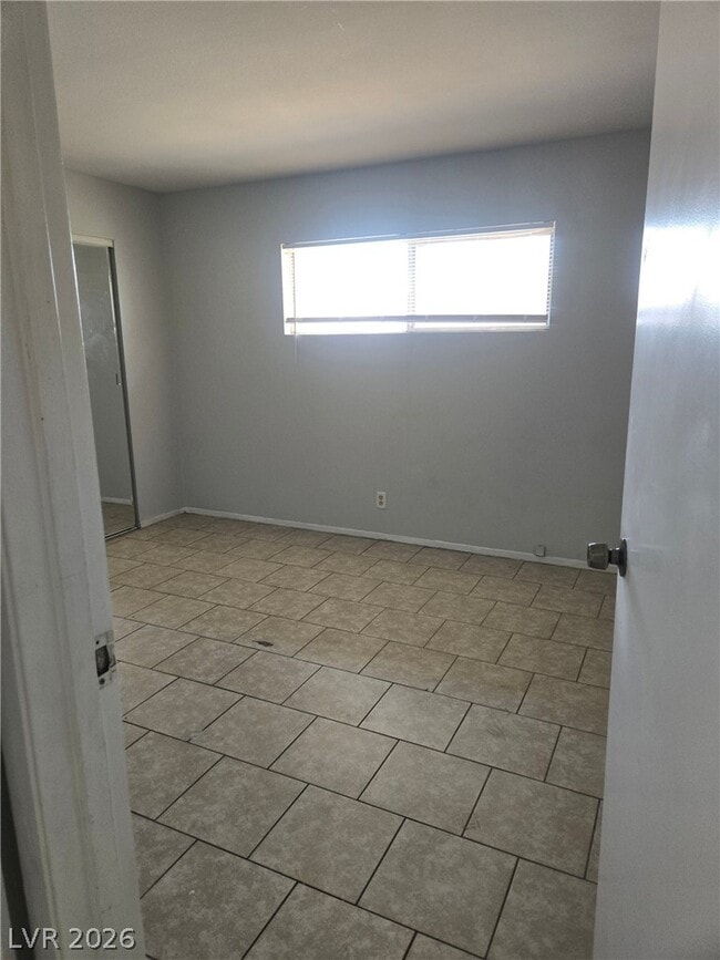 Building Photo - 3853 Soda Springs Dr