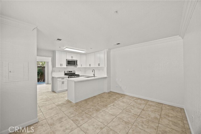 Building Photo - 11229 Terra Vista Pkwy