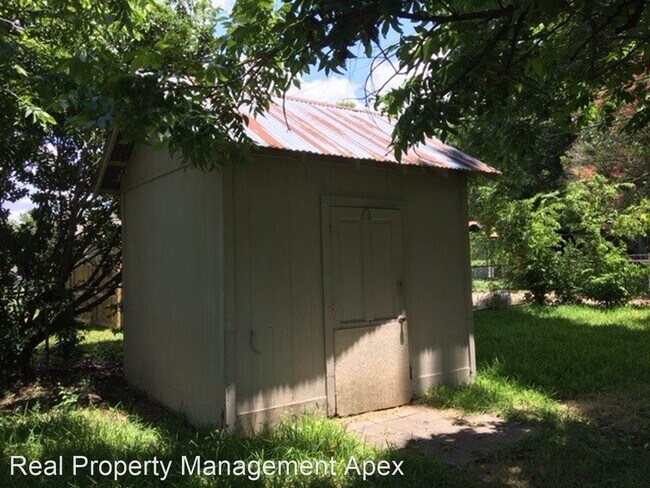 Building Photo - 3 br, 2 bath House - 1821 S. 43rd St.