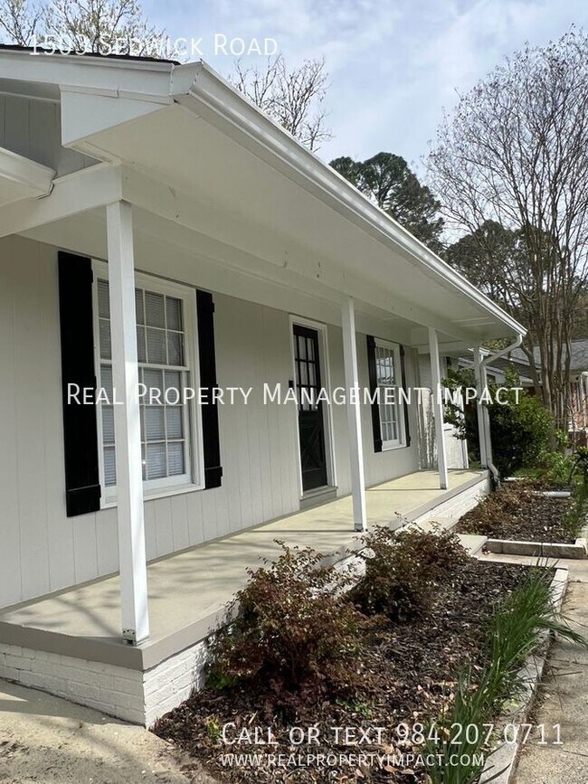 Building Photo - Vintage, 3-4 Bedroom 3 Bath Parkland Ranch...