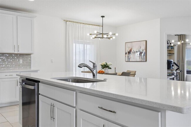 Building Photo - 1581 Swan Swim Dr