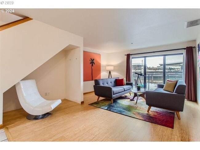 Building Photo - Modern Waterfront Living at The McCormick Pier! Call TODAY to schedule a tour! 503-664-4101