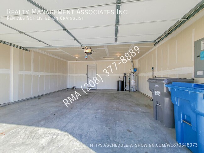 Building Photo - 13234 S Catawba River Ave