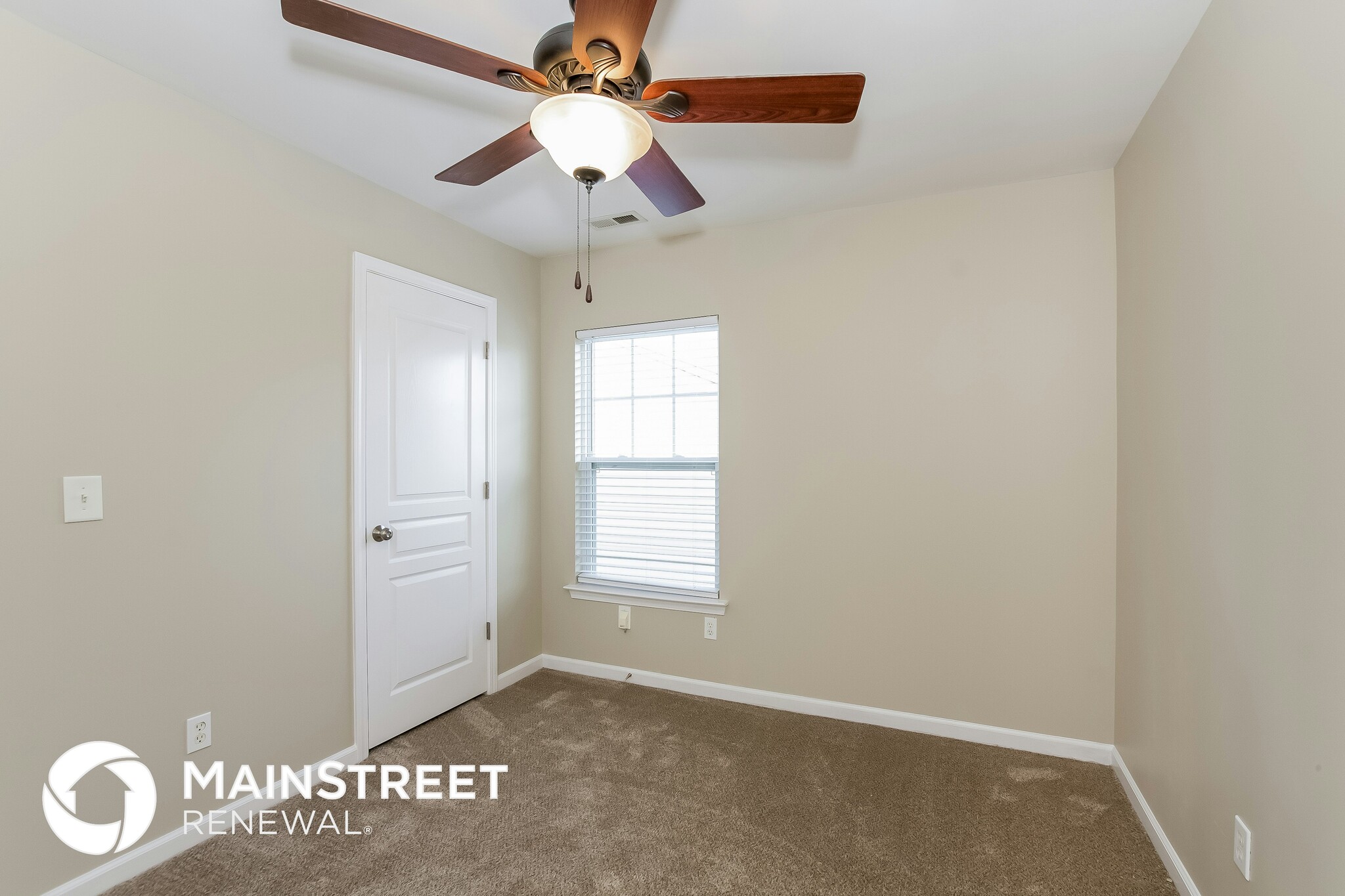 Building Photo - 1397 Millbank Dr