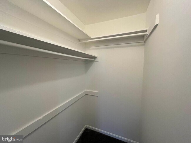 Building Photo - 11353 Cromwell Ct