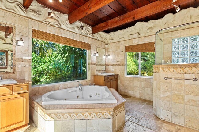 Building Photo - 7975 Sunset Dr