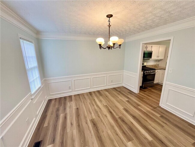 Building Photo - 93 Radford Cir SW