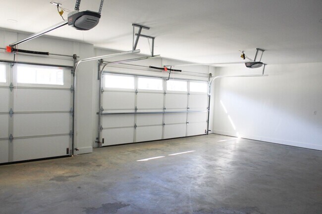 Building Photo - Brand-New 3-Bedroom Single-Level Home with 2-Car Garage and Maintenance-Free Living