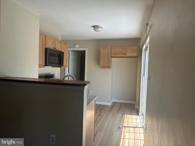 Building Photo - 316 Delsea Dr
