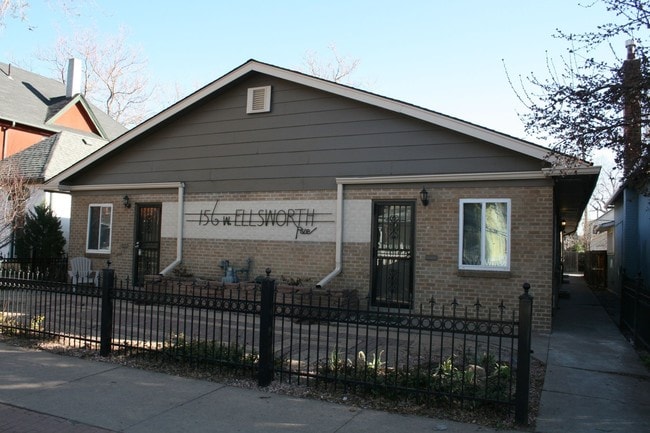 Primary Photo - Baker Flats