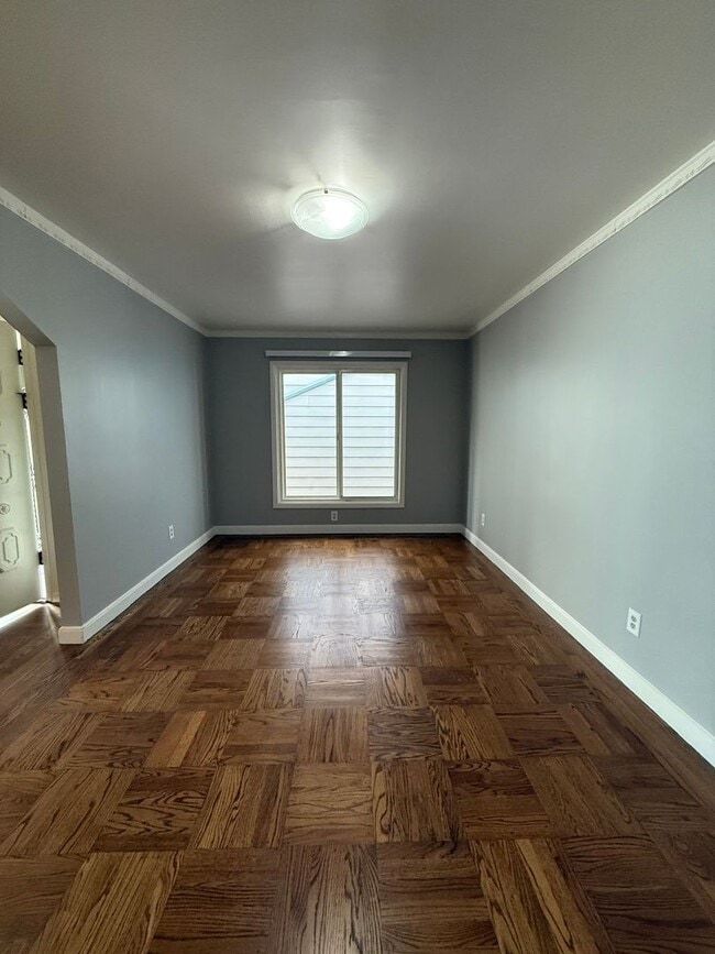 Building Photo - 102 Werner Ave