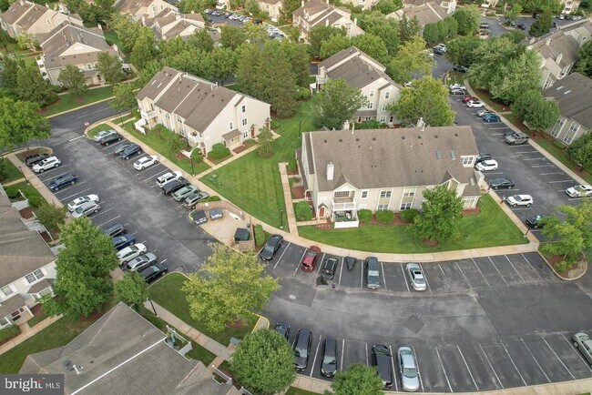 Building Photo - 3102B Limestone Way