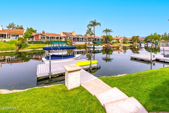 Building Photo - 2379 Leeward Cir