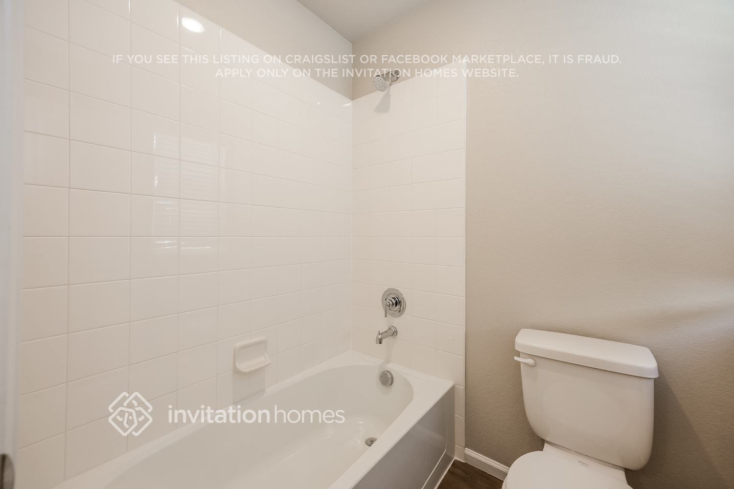 Building Photo - 11137 House Finch Ln