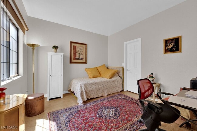 Building Photo - 1419 Santa Margarita St