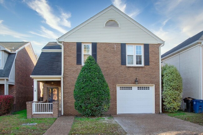 Building Photo - 1129 W Main St