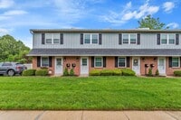 Building Photo - 4536 Rosemarie Dr