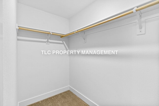 Building Photo - Gorgeous Home for Rent