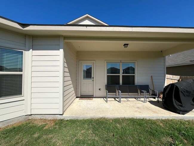 Building Photo - 7923 Navarro Mls
