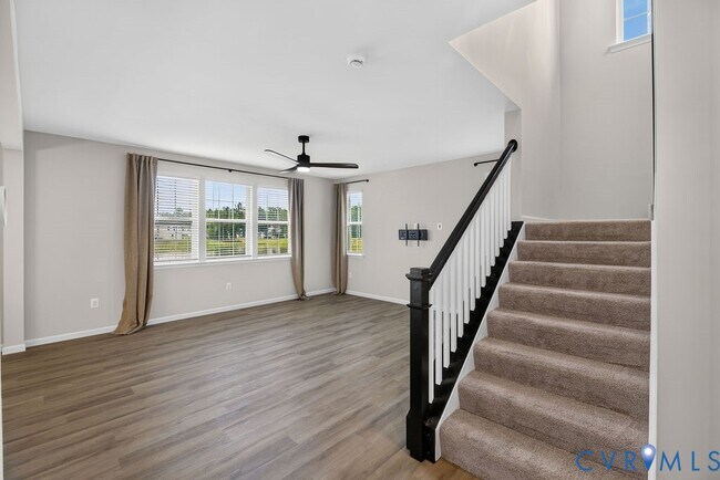 Building Photo - 7040 Paine Pl