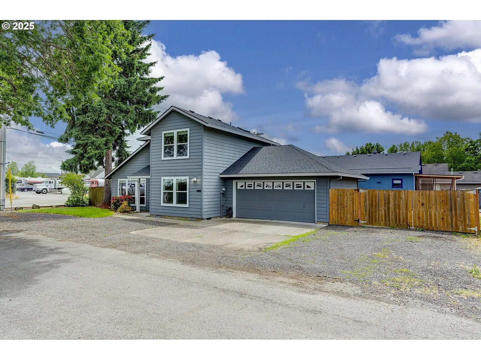 Building Photo - 3017 SE Brookwood Ave