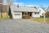 Building Photo - 303 New Salem South Rd