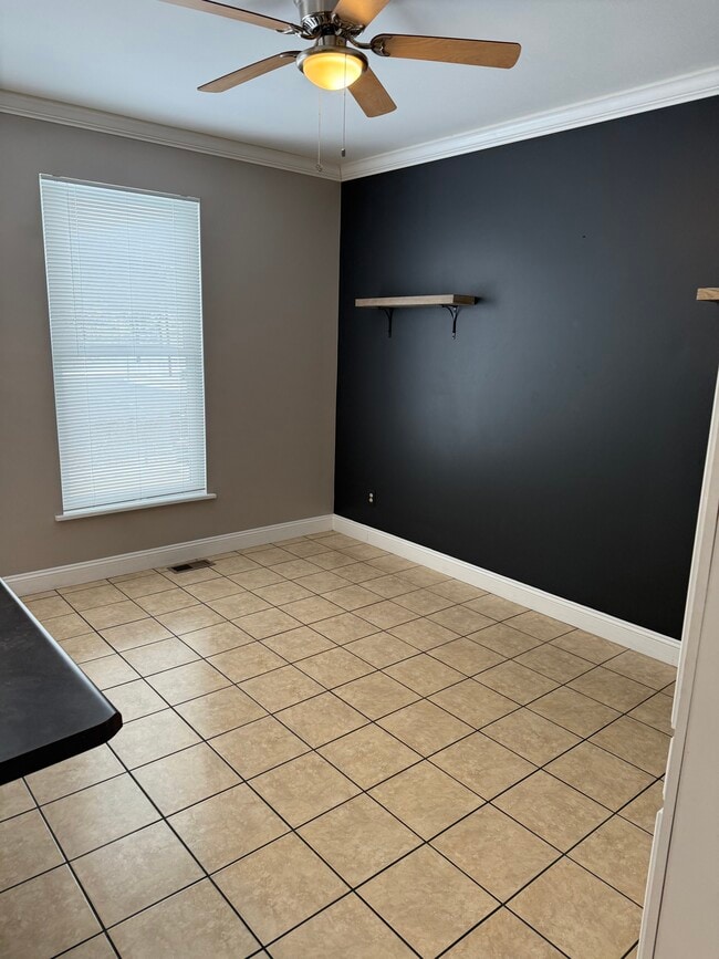 Building Photo - 921 Philadelphia St