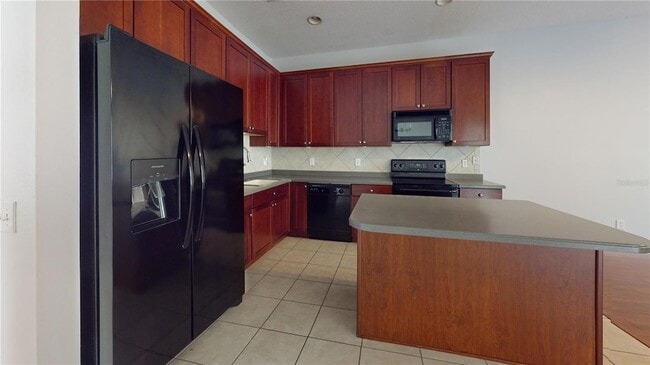 Building Photo - 17531 Hugh Ln