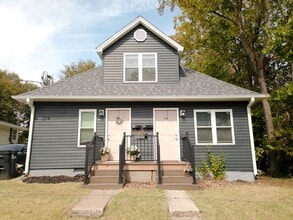 Building Photo - 309 W Worley St