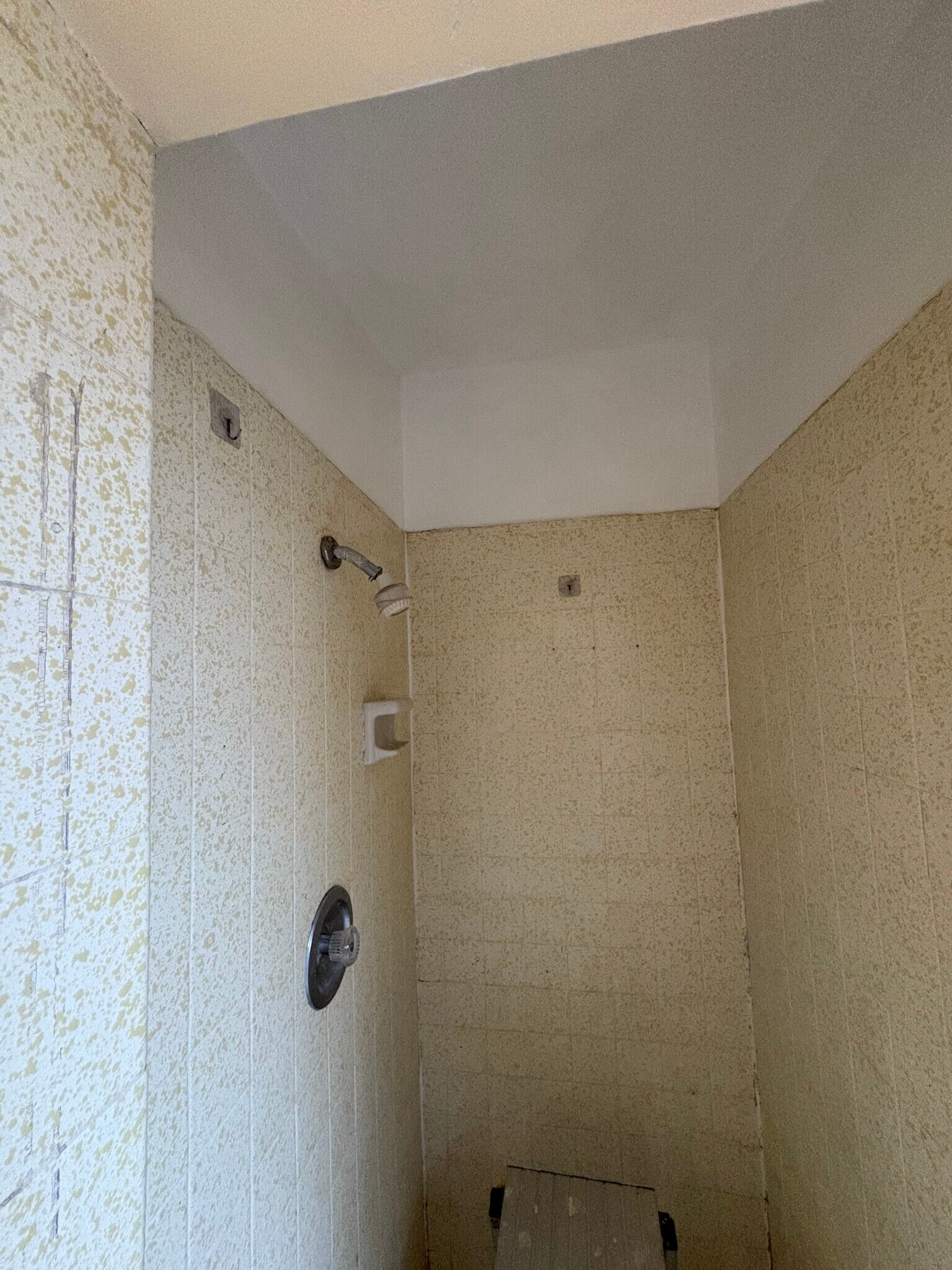 Shower! - 10014 Lemona Ave