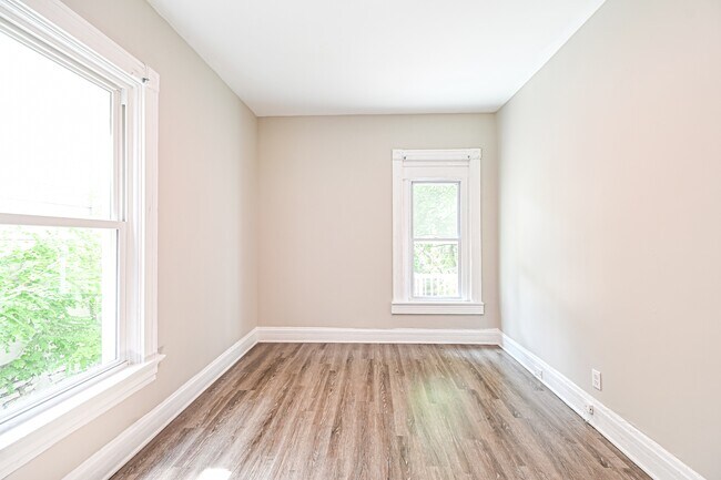 Building Photo - 3131 Harvard Ave
