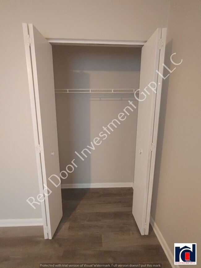 Building Photo - Updated 2 Bedroom 1 Bath Quadplex-Ocala!