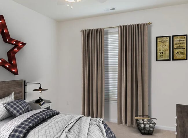 Building Photo - 12 E Swift Creek Rd