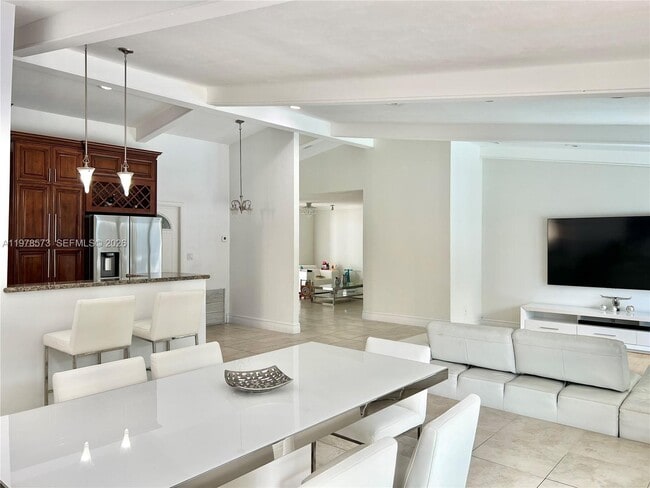 Building Photo - 11104 SW 139th Ct