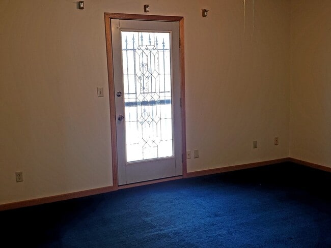 Building Photo - 3 Bed 1.5 Bath Single Family Home in Wausau