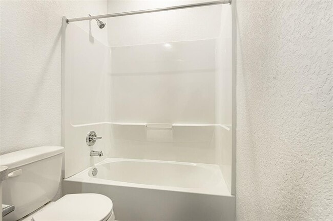 Building Photo - 14717 Pinion Ct