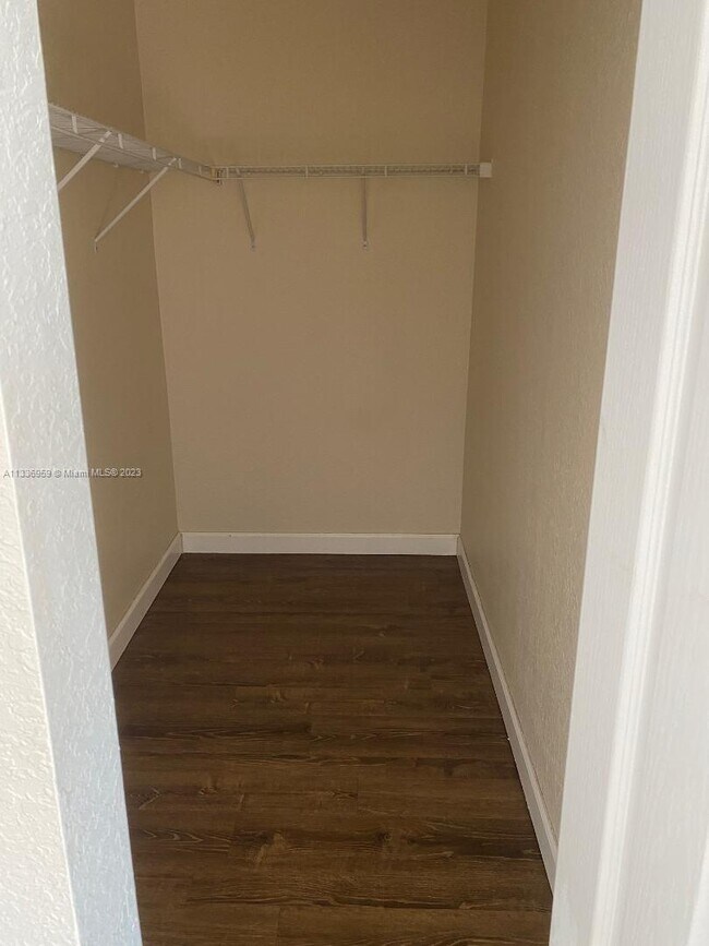 Building Photo - 8524 SW 214th Way