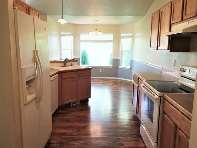 Building Photo - Adorable 3 bd 2 ba home in Vallievue Heigh...